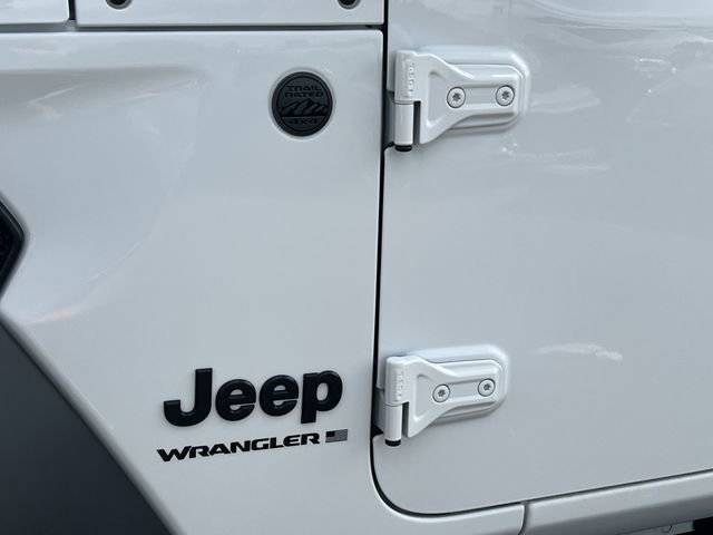 Used 2024 Jeep Wrangler Unlimited Sport AWD/4WD image 39