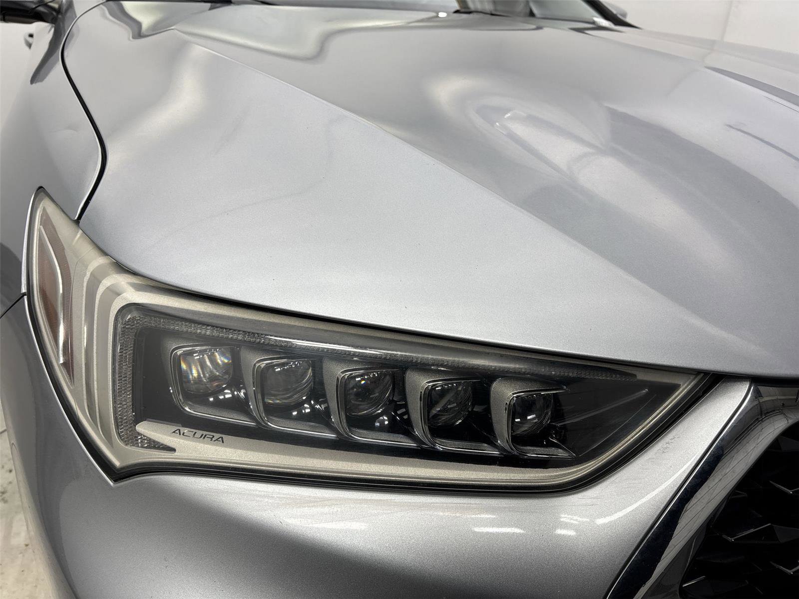 Used 2019 Acura TLX image 18