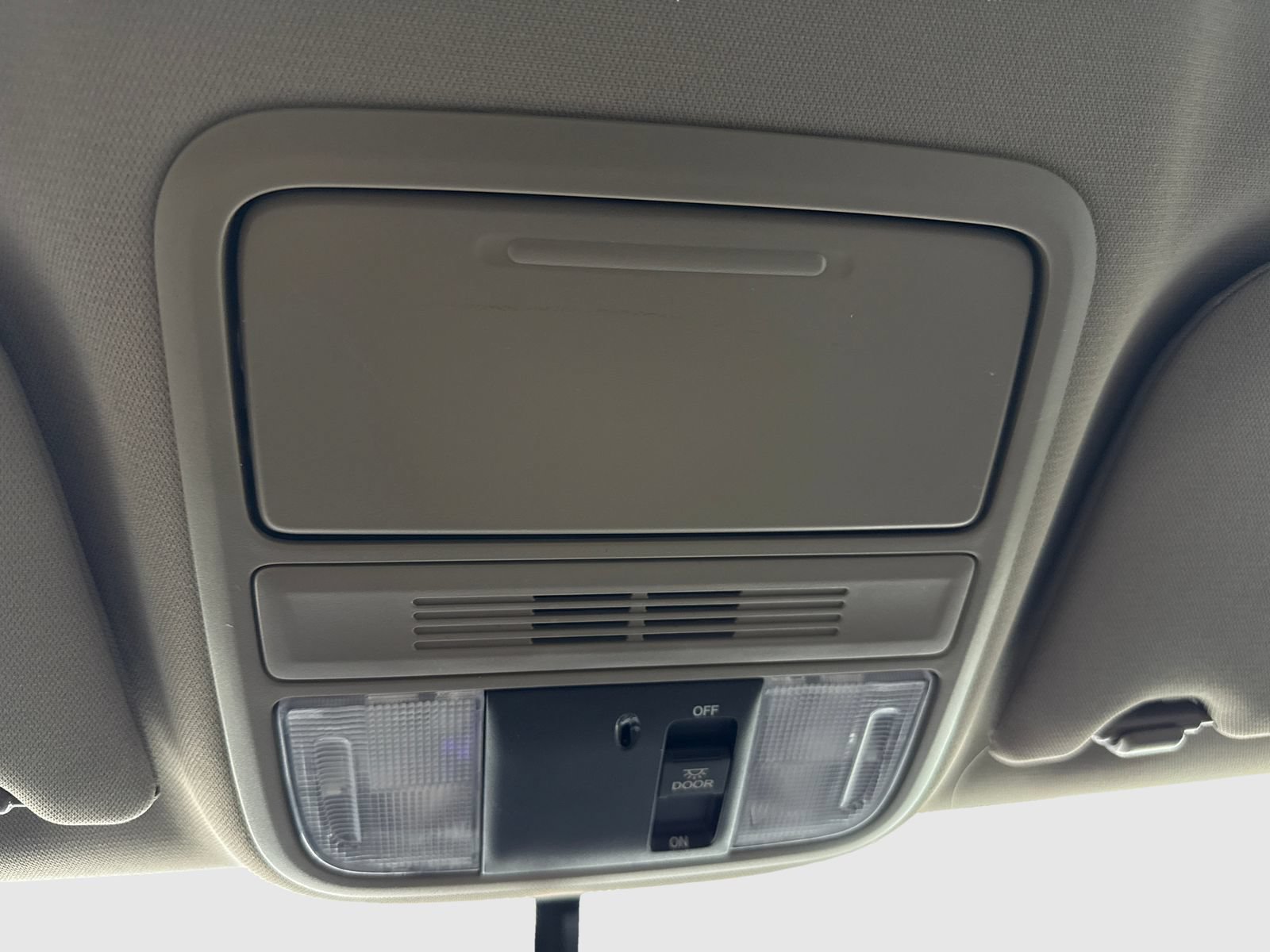 Used 2020 Honda Odyssey LX image 31