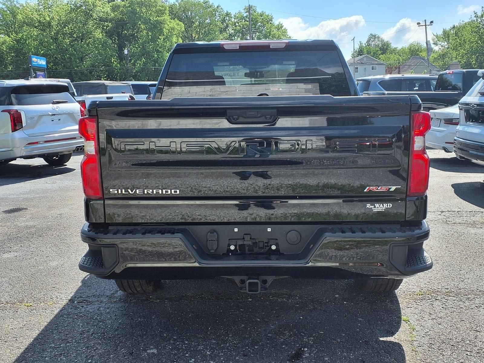 Used 2026 Chevrolet Silverado 1500 RST AWD/4WD image 23