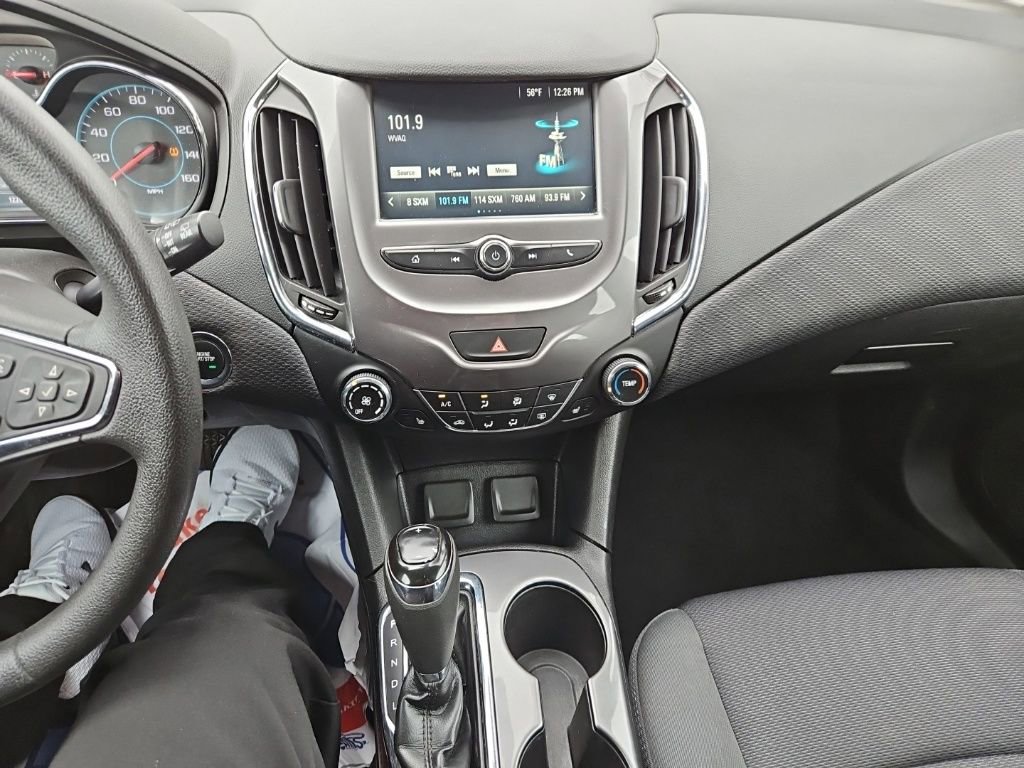 Used 2017 Chevrolet Cruze LT w/ Convenience Package FWD image 15