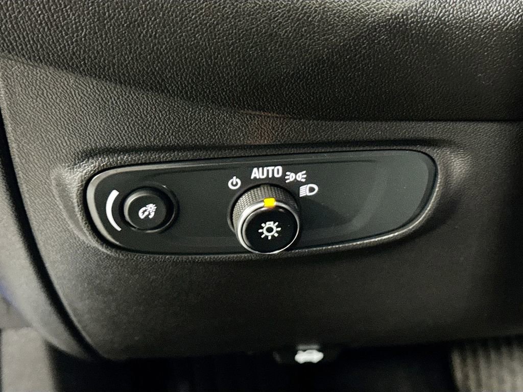 Used 2024 Chevrolet Equinox LT image 6