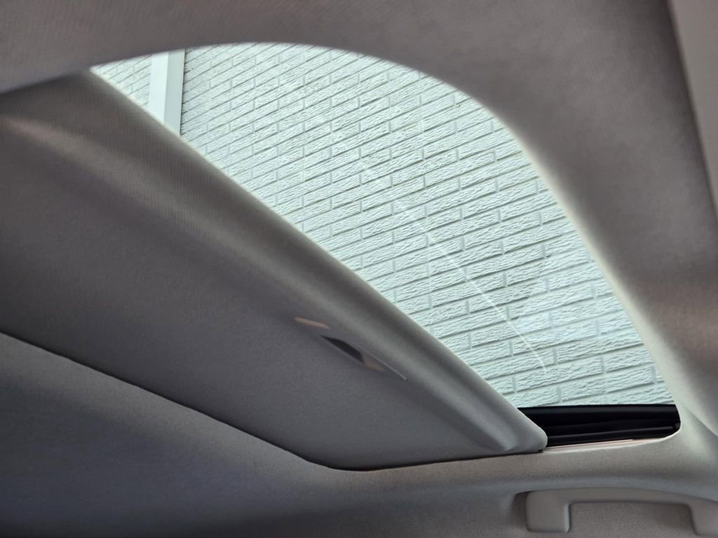 New 2026 Nissan Sentra SR w/ SR Premium Package image 10
