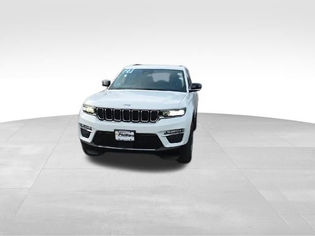 Used 2023 Jeep Grand Cherokee Limited image 3