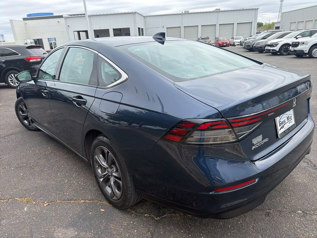 Used 2023 Honda Accord EX image 5