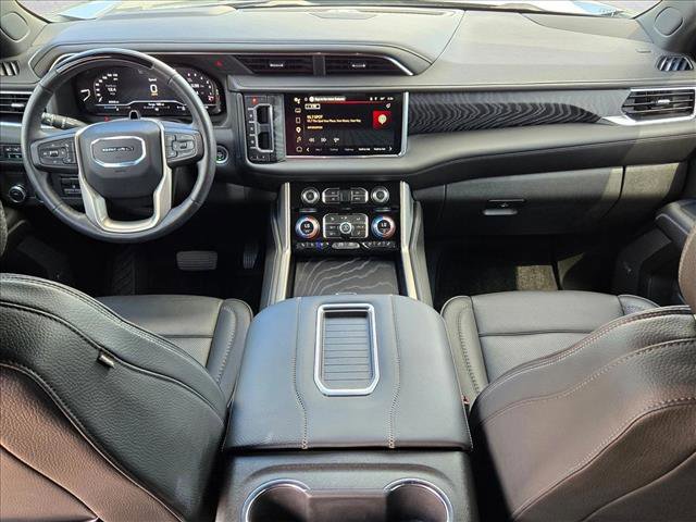 Used 2023 GMC Yukon Denali w/ Advanced Technology Package image 13