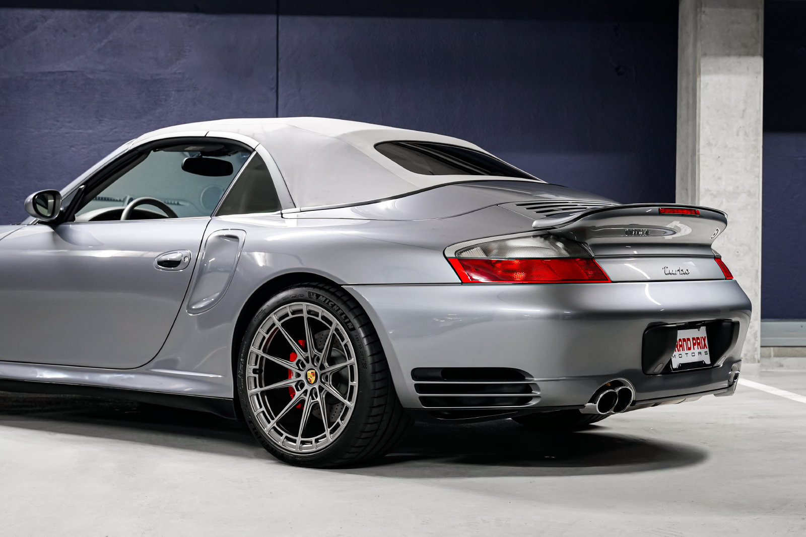 Used 2004 Porsche 911 Turbo AWD/4WD image 36