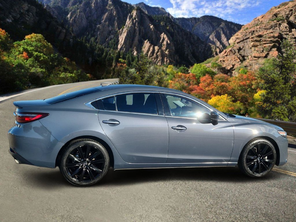 Used 2021 MAZDA MAZDA6 Carbon Edition FWD image 2