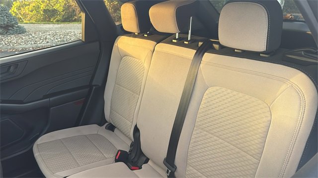 Used 2022 Ford Escape SE image 27