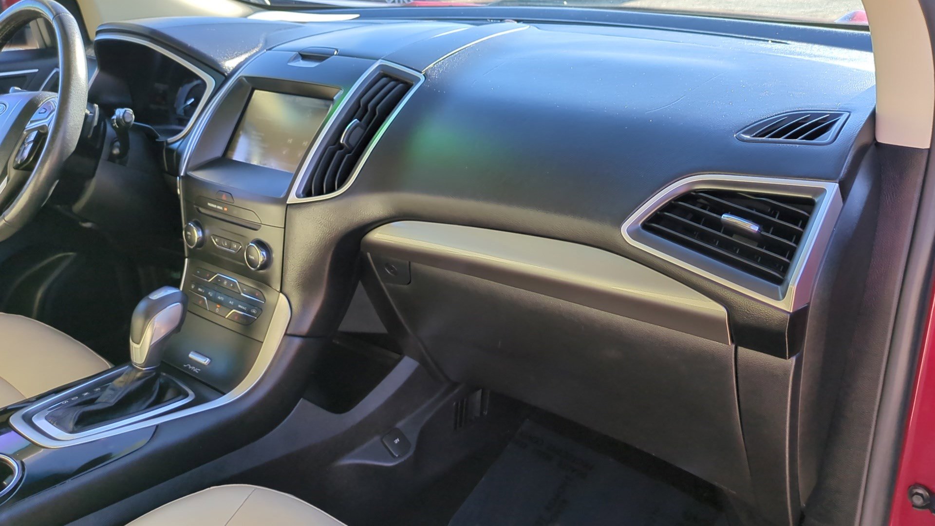 Used 2015 Ford Edge SEL w/ Equipment Group 201A image 31