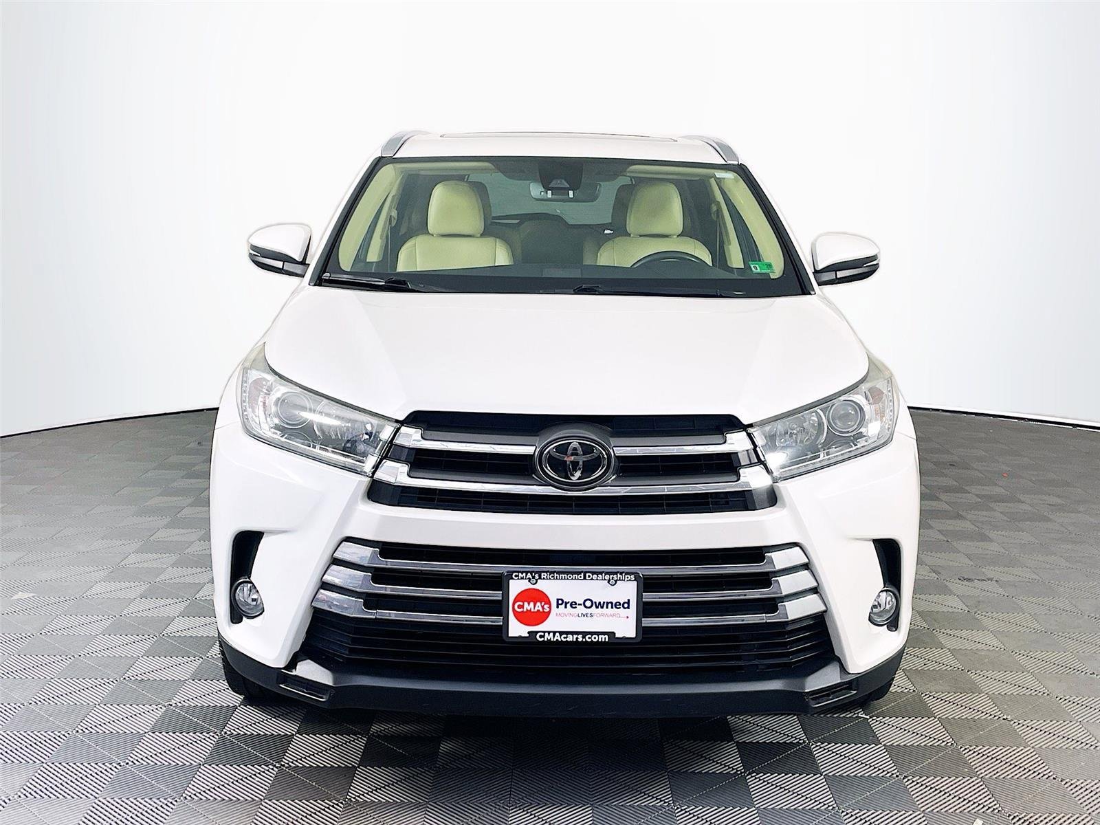 Used 2018 Toyota Highlander Limited FWD video 2