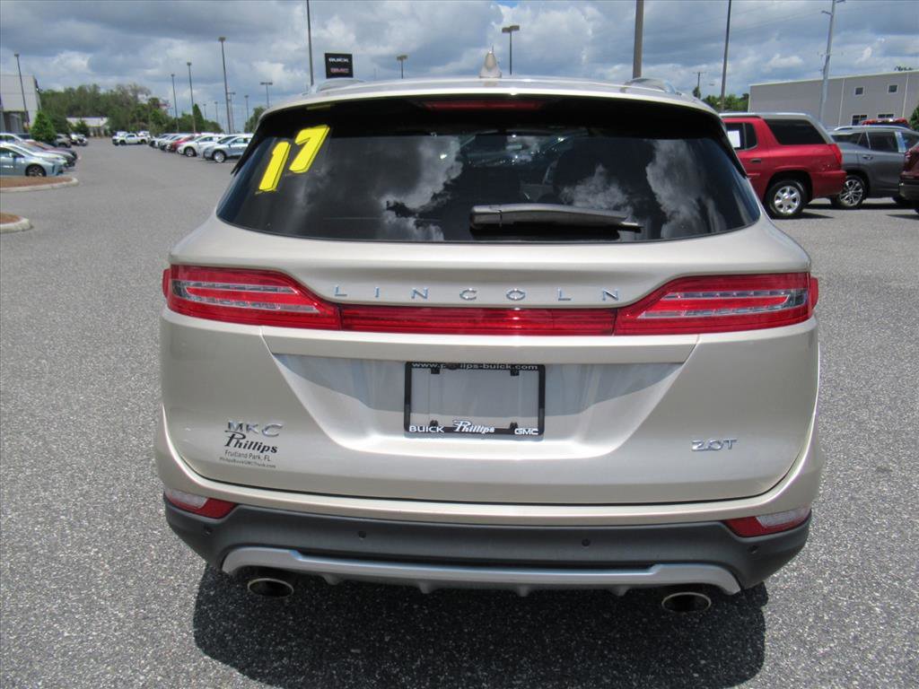 Used 2017 Lincoln MKC Reserve FWD image 6