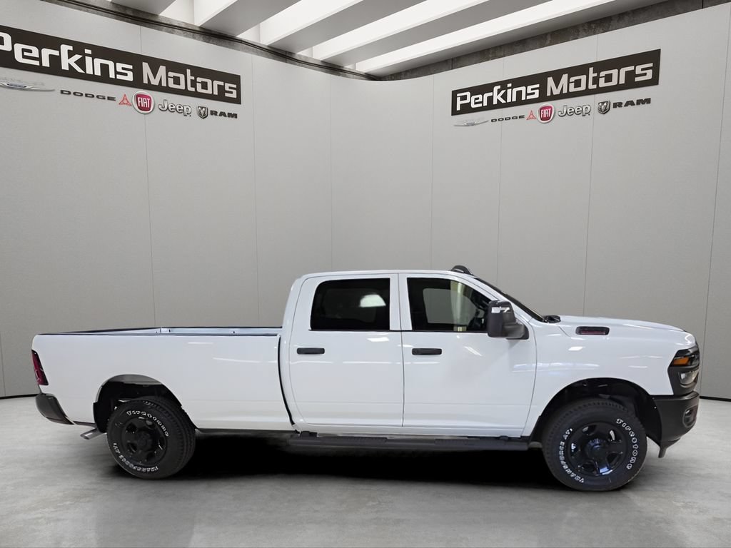 New 2026 RAM 3500 Tradesman AWD/4WD image 6