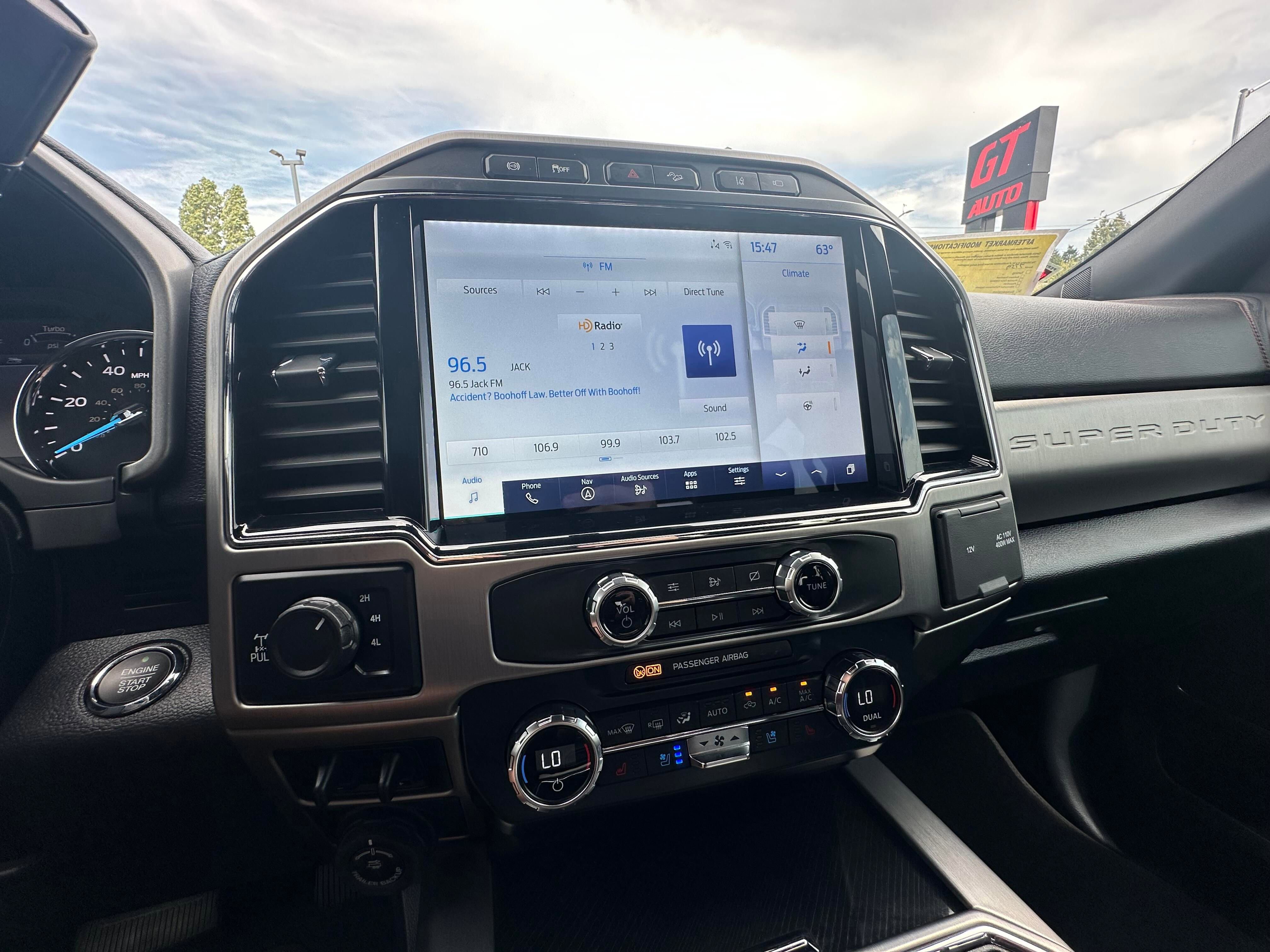 Used 2022 Ford F250 Platinum w/ FX4 Off-Road Package image 22