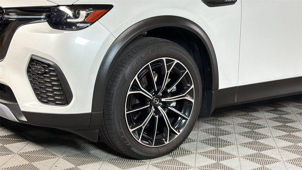 Used 2025 MAZDA CX-70 Plug-In Hybrid w/ Premium Plus image 4