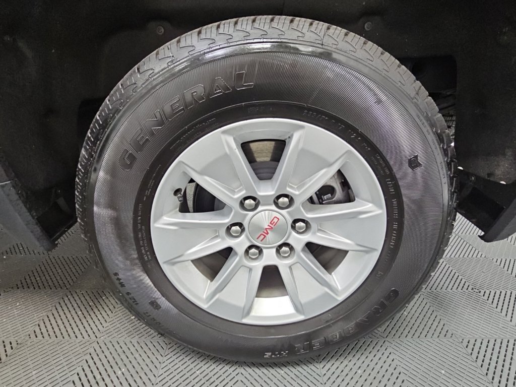Certified 2025 GMC Sierra 1500 Pro w/ Pro Value Package RWD image 37