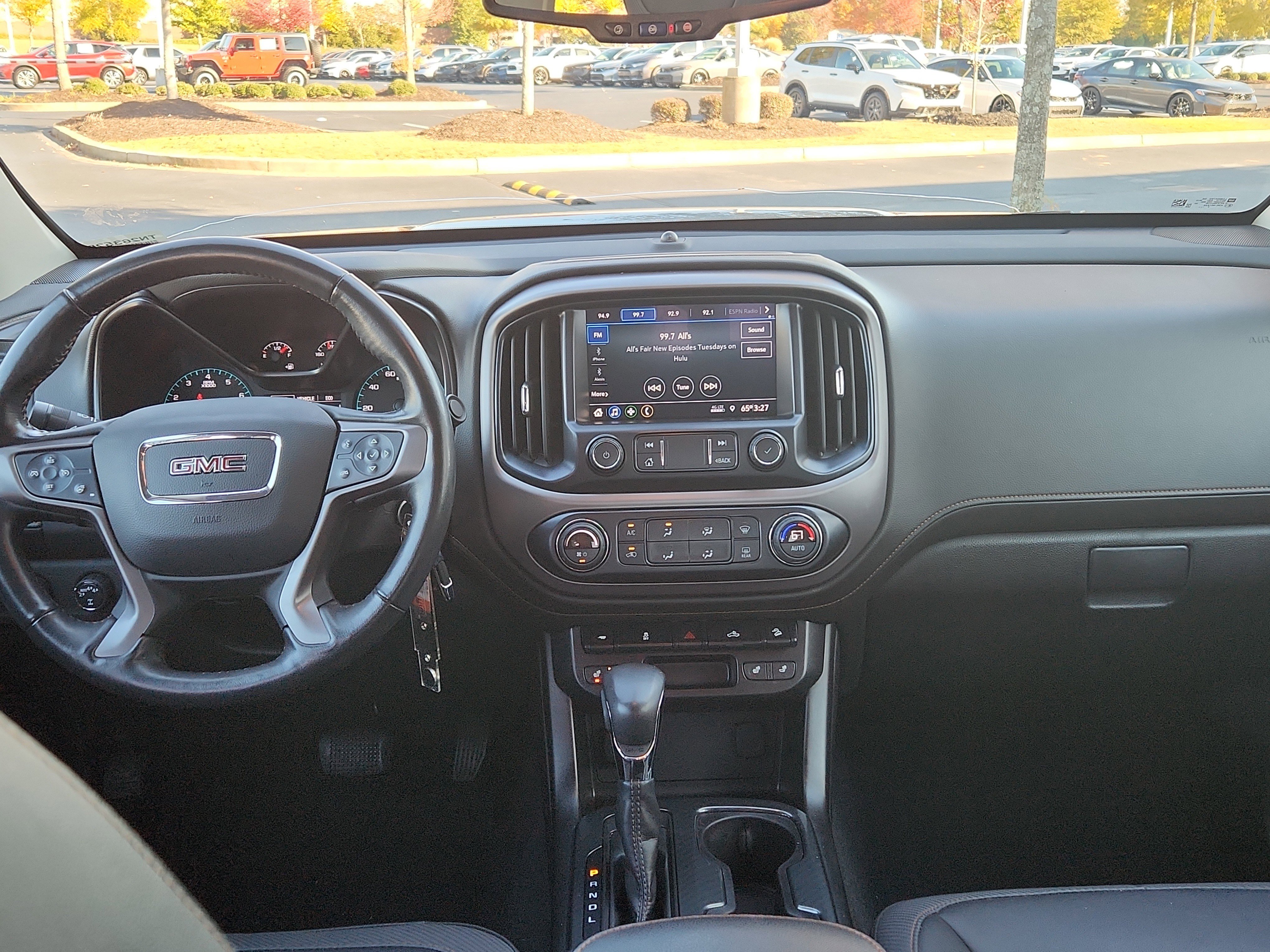 Used 2022 GMC Canyon AT4 image 29