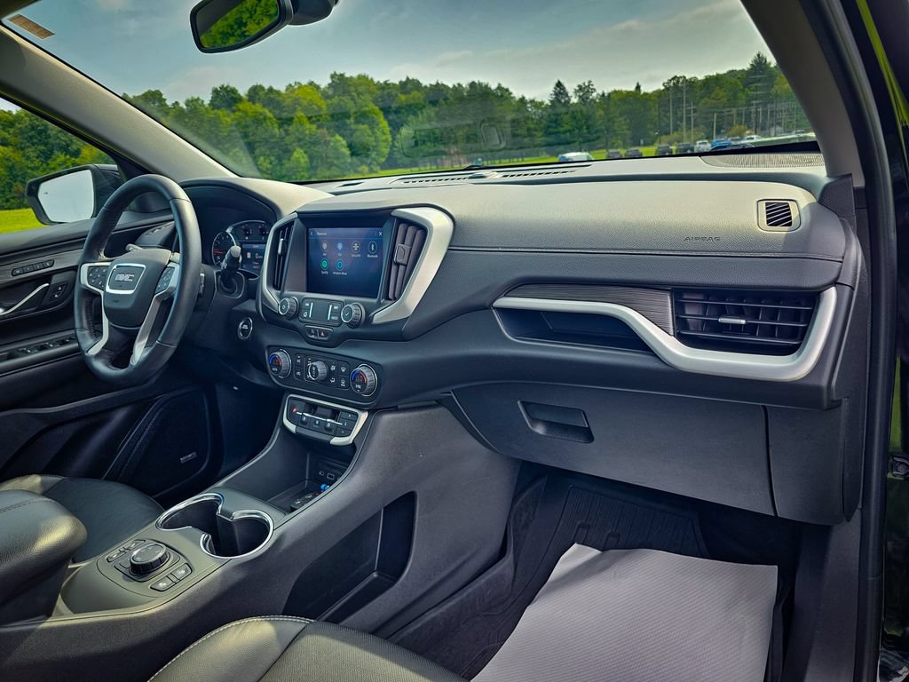 Used 2022 GMC Terrain SLT w/ Infotainment Package II AWD/4WD image 42
