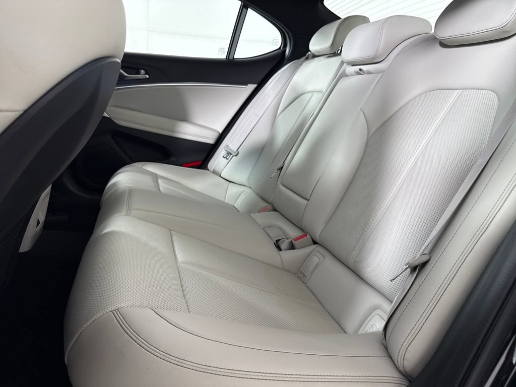 New 2025 Genesis G70 2.5T image 14