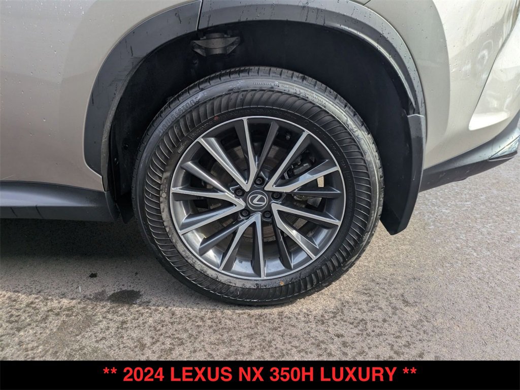 Used 2024 Lexus NX 300h AWD w/ Luxury Package image 34