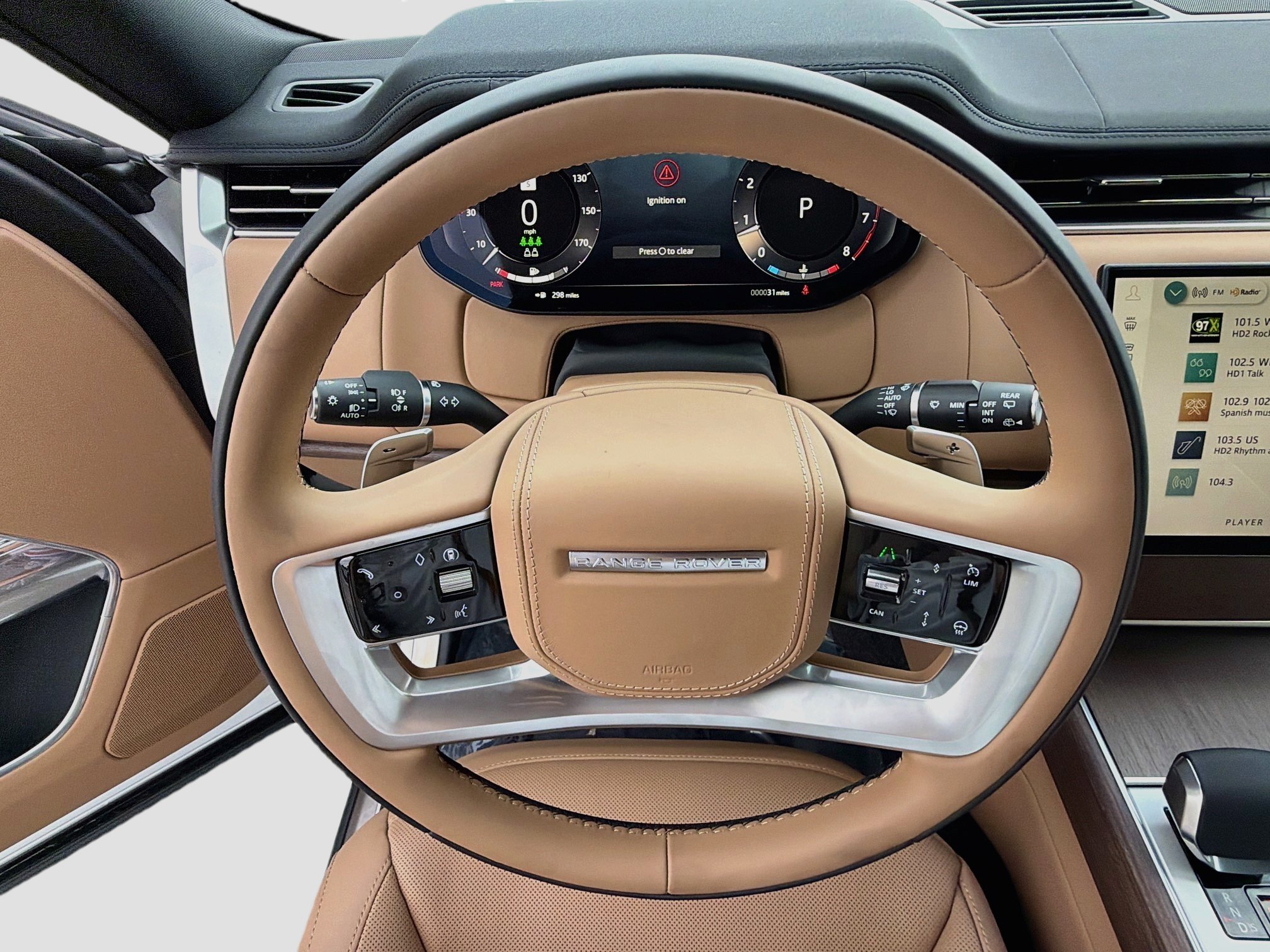 New 2026 Land Rover Range Rover Long Wheelbase SE AWD/4WD image 40
