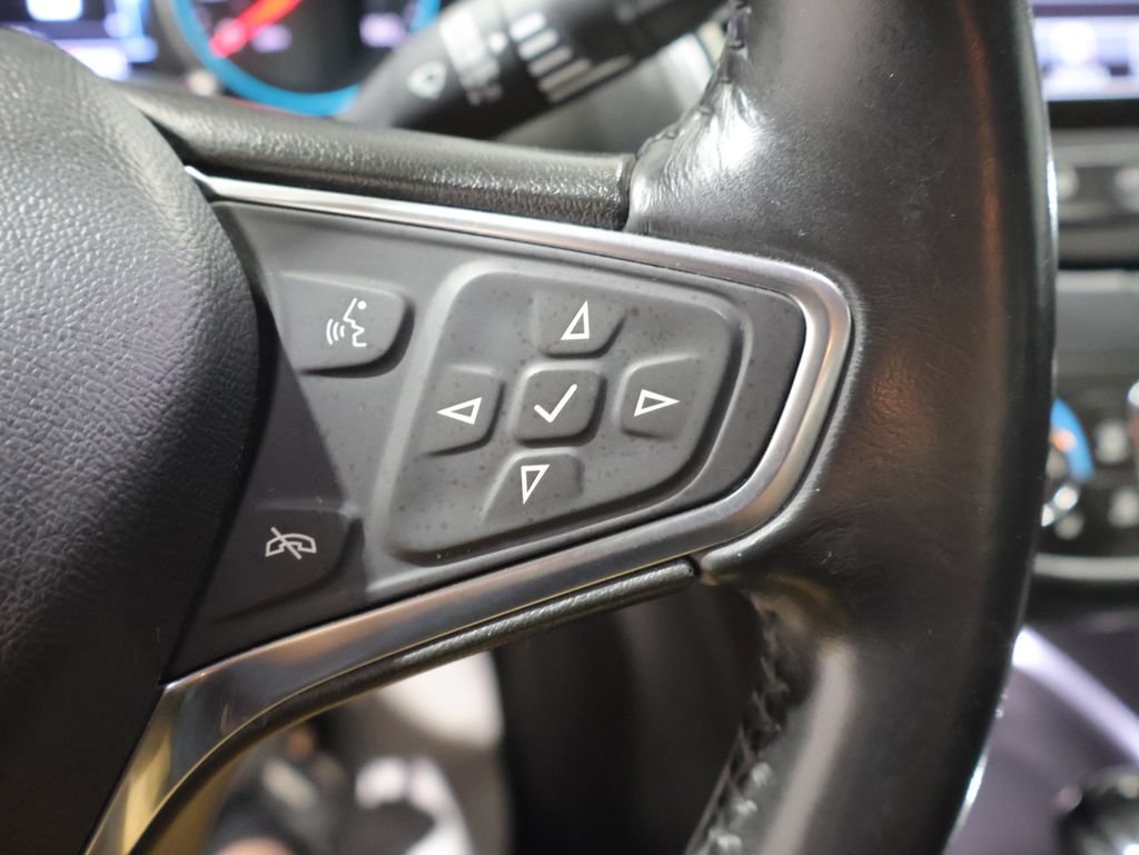 Used 2017 Chevrolet Malibu LT w/ Leather Package FWD image 36