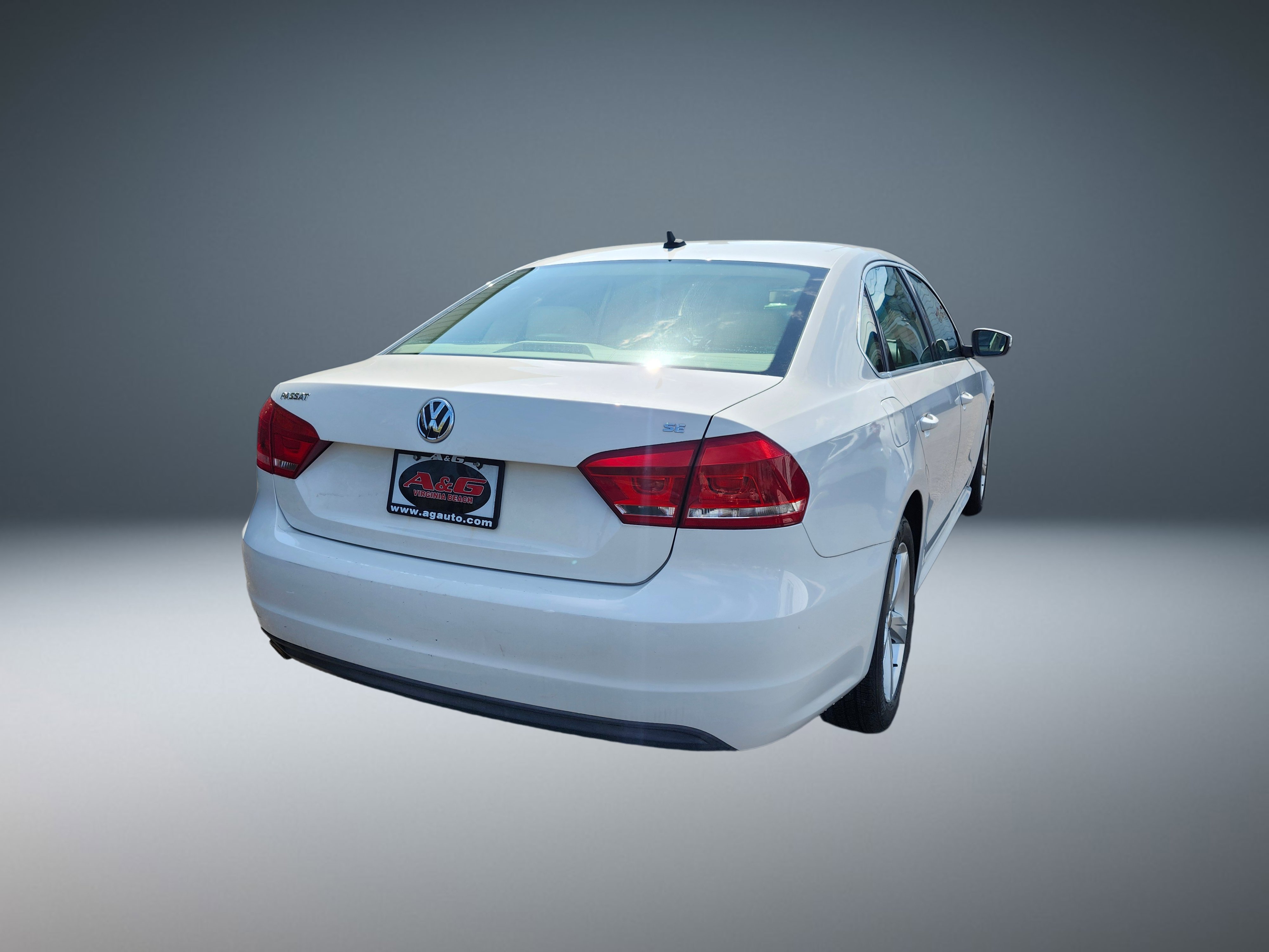 Used 2013 Volkswagen Passat 2.5 SE image 3