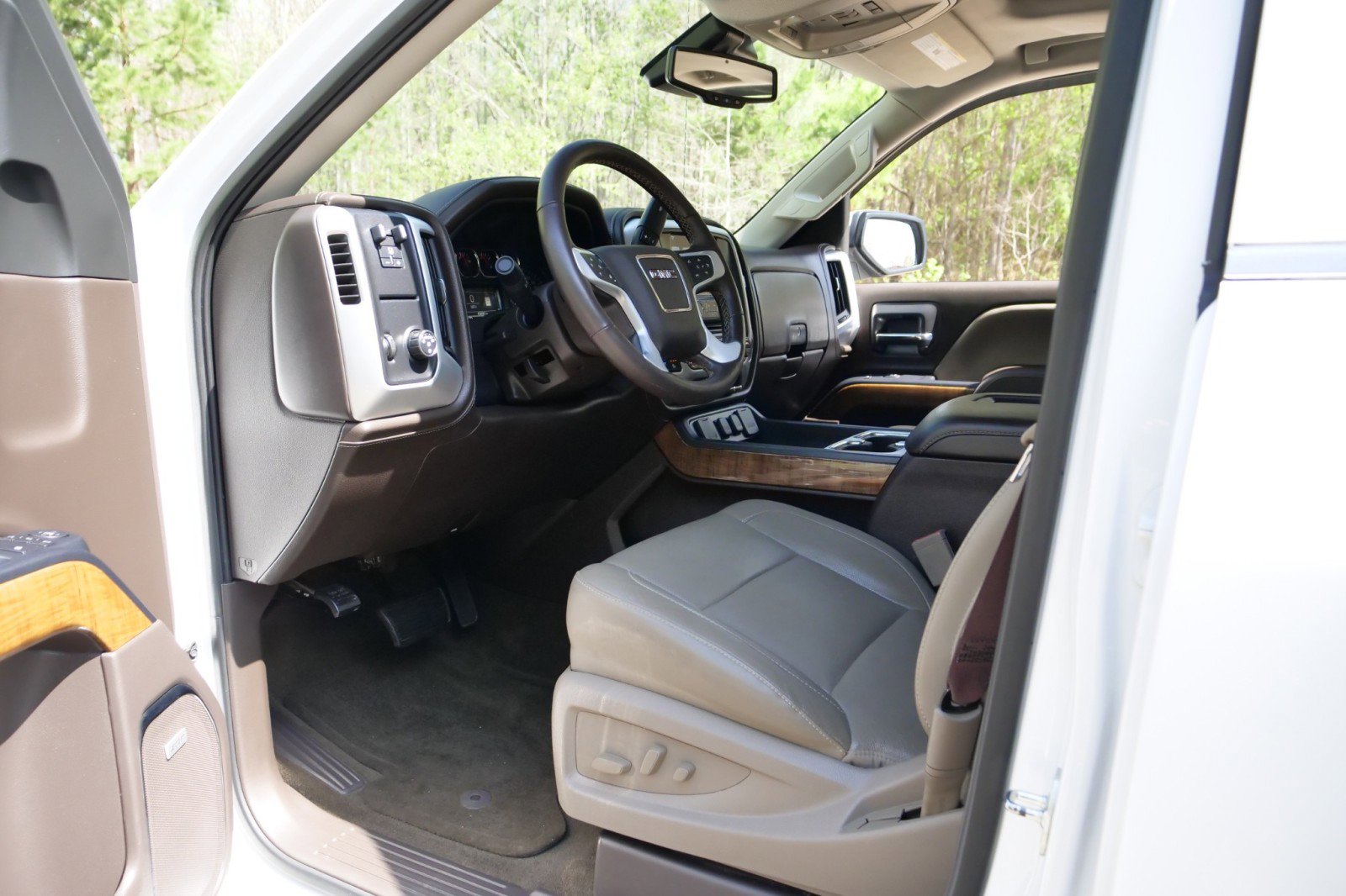 Used 2017 GMC Sierra 1500 SLT image 25