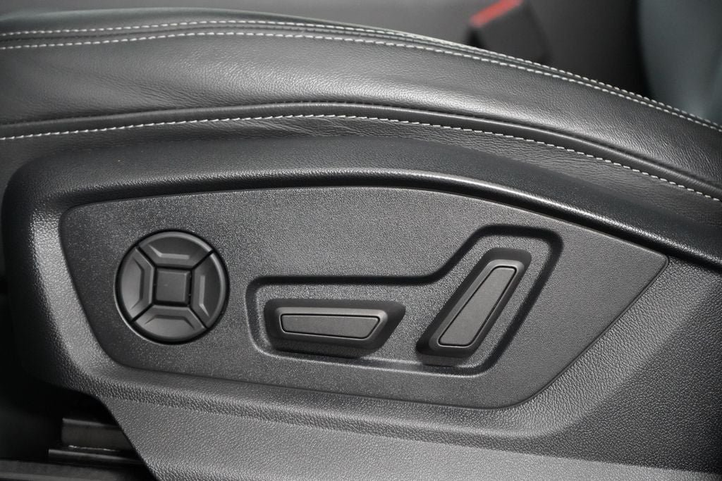 Used 2023 Audi Q8 Premium w/ Convenience Package AWD/4WD image 13