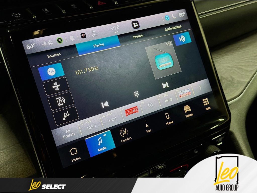 Used 2023 Jeep Grand Cherokee Limited image 15