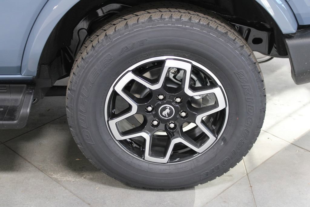 New 2025 Ford Bronco Outer Banks image 18