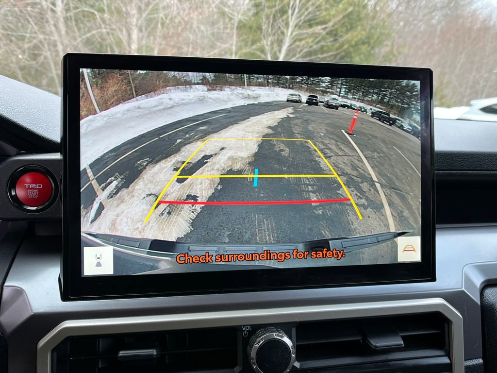 Used 2025 Toyota Tacoma TRD Sport w/ TRD Sport Upgrade Package image 19