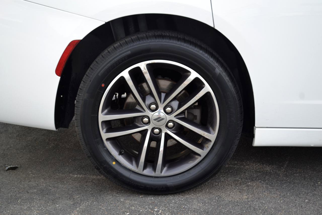 Used 2018 Dodge Charger GT image 55