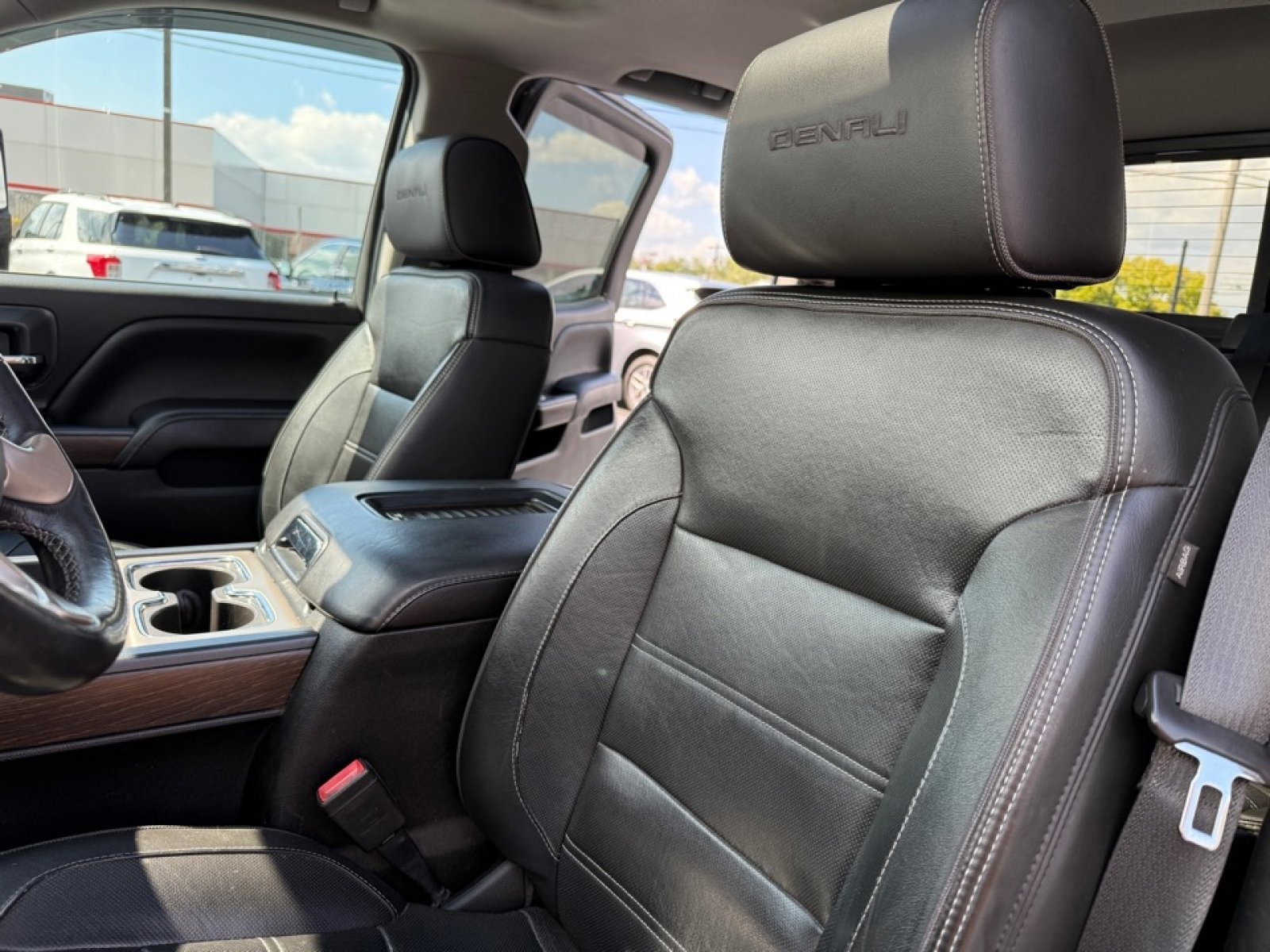 Used 2018 GMC Sierra 1500 Denali image 16