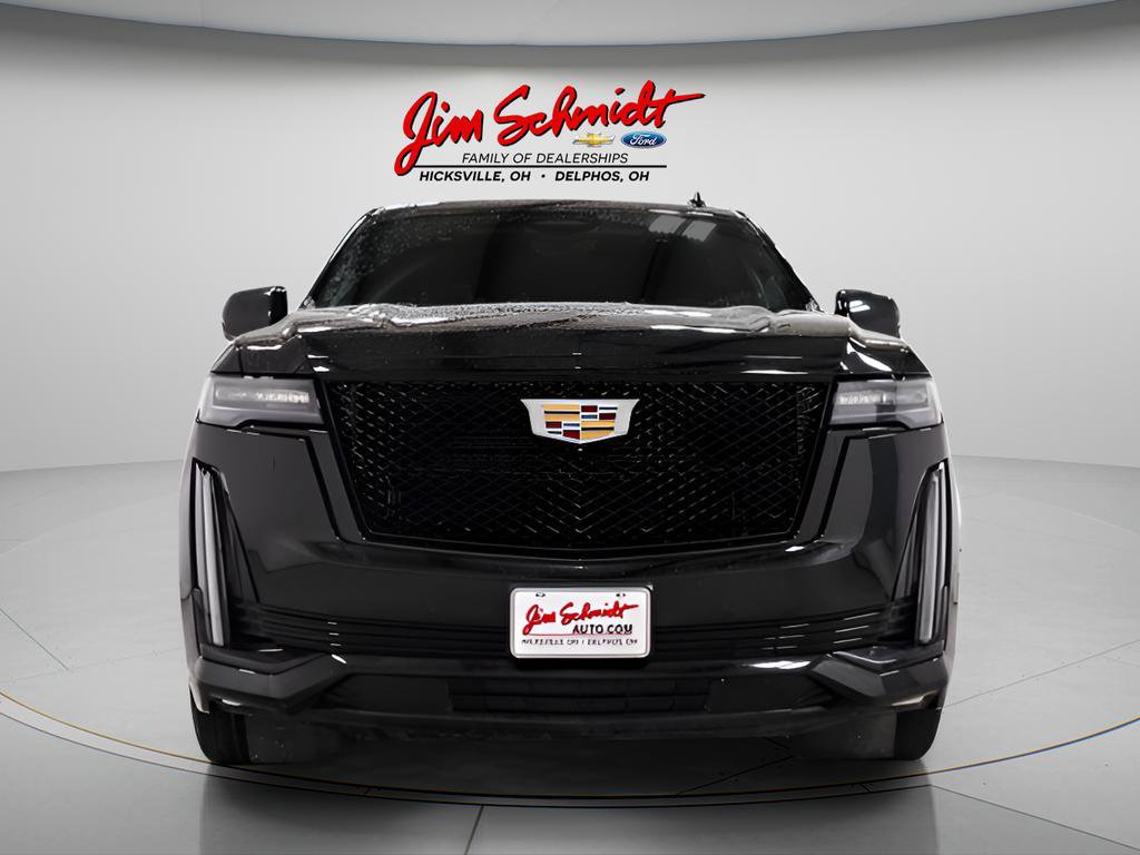 Used 2023 Cadillac Escalade ESV Sport Platinum image 2