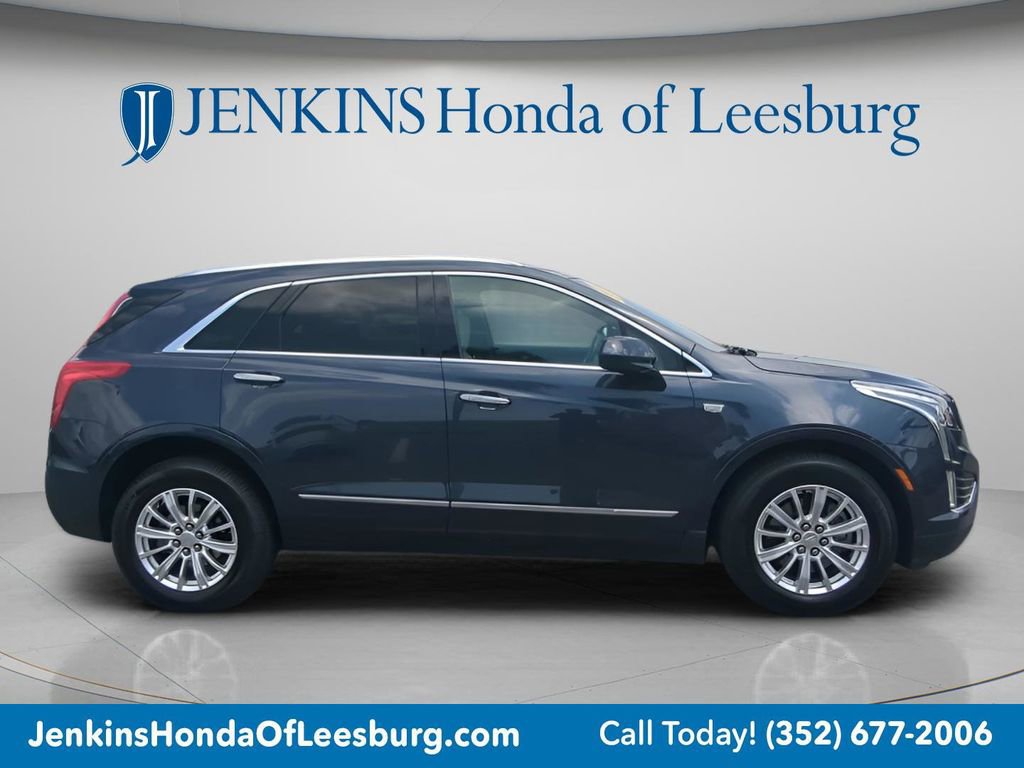 Used 2018 Cadillac XT5 AWD image 2