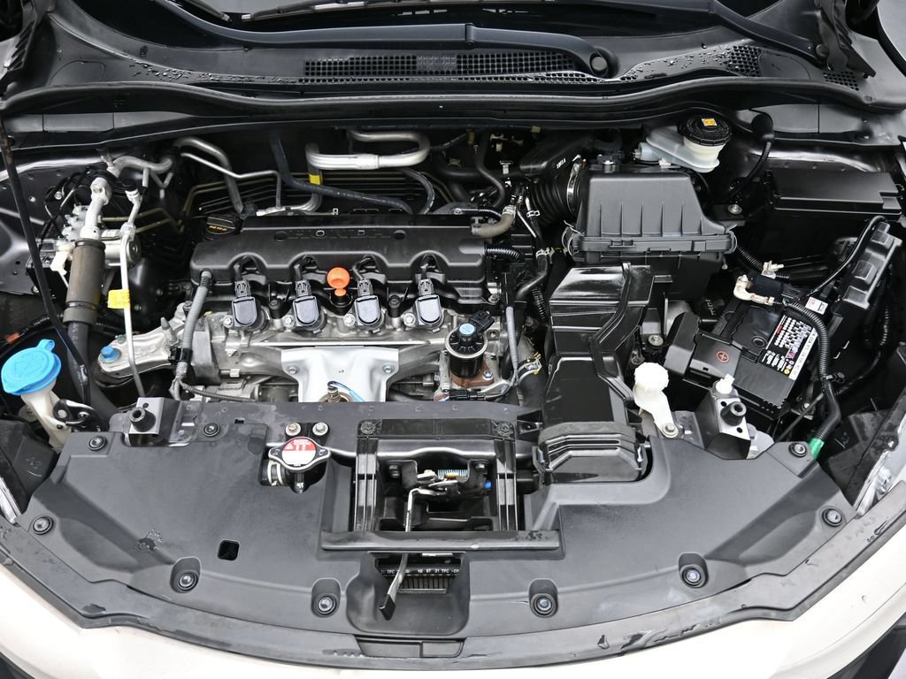 Used 2022 Honda HR-V LX image 10