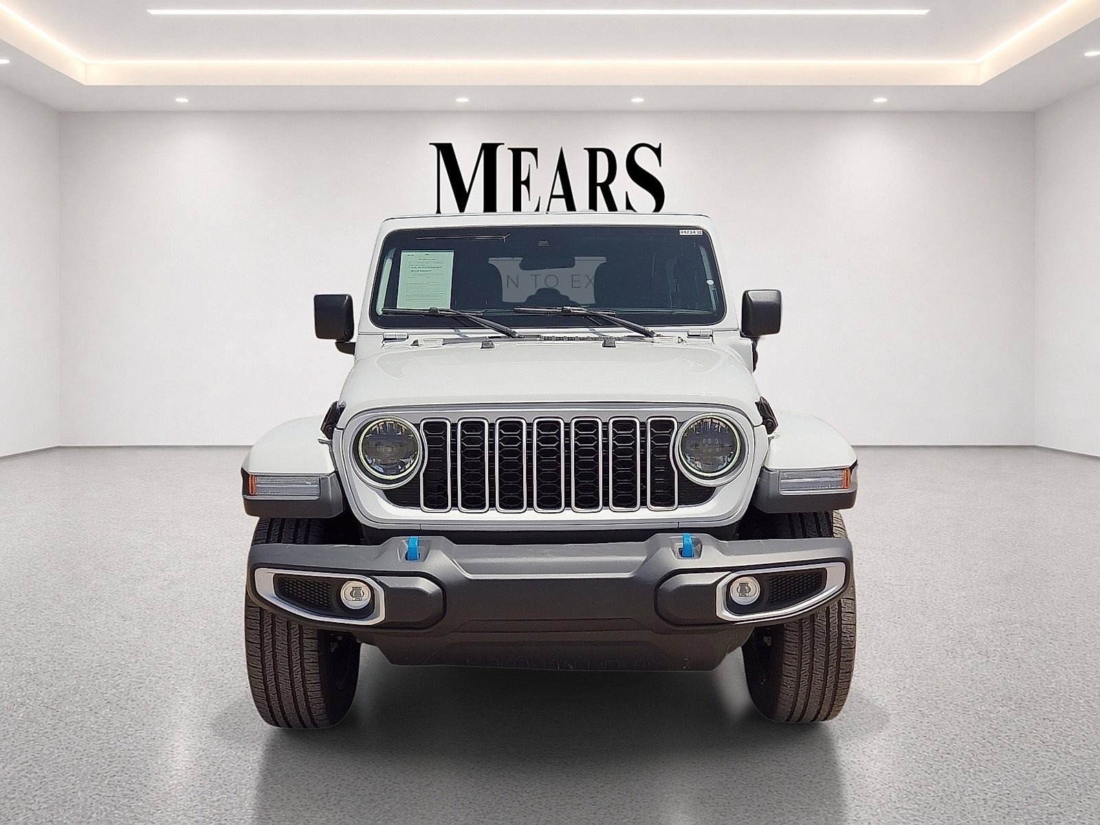 Used 2024 Jeep Wrangler Unlimited Sahara AWD/4WD image 8