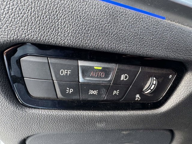 Used 2020 BMW M340i w/ Driving Assistance Package RWD image 26