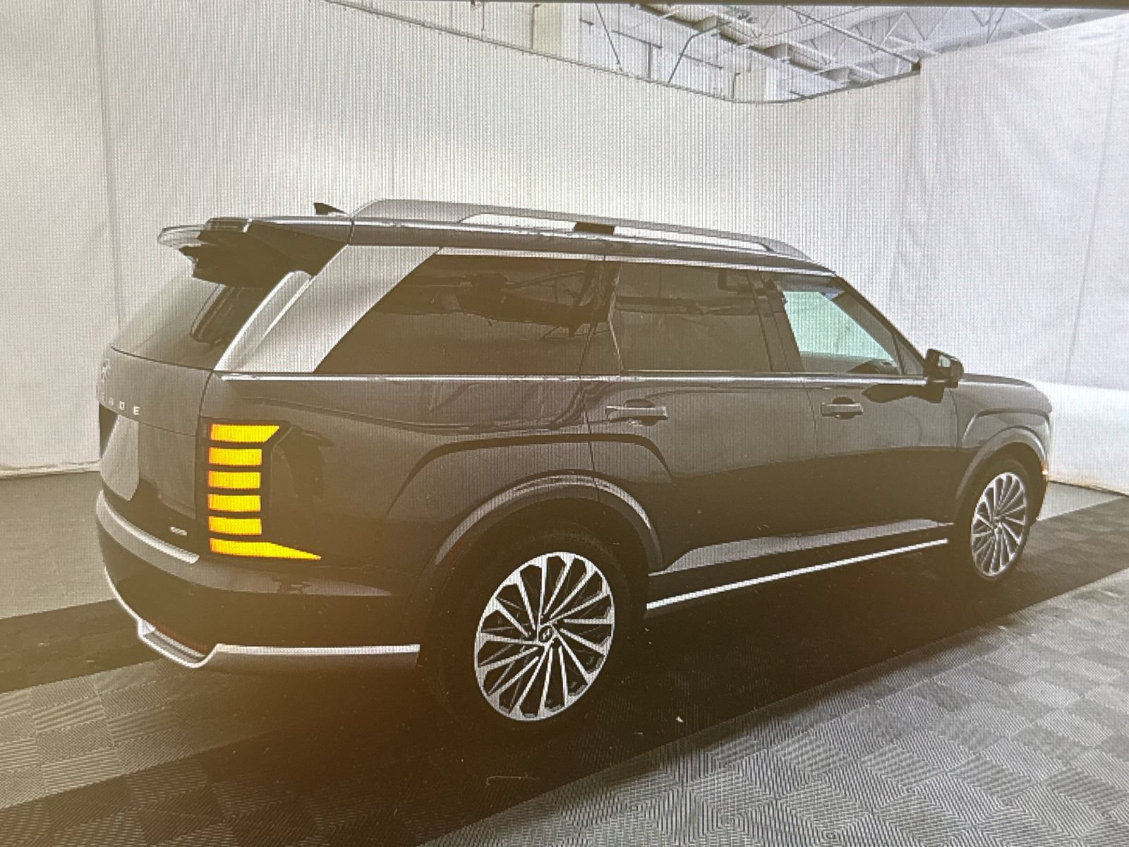 Used 2026 Hyundai Palisade Calligraphy AWD/4WD image 2