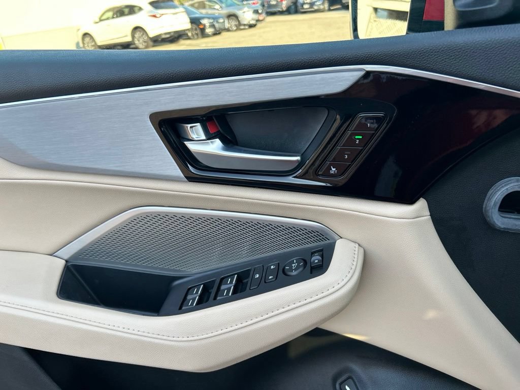 Certified 2024 Acura MDX SH-AWD image 15