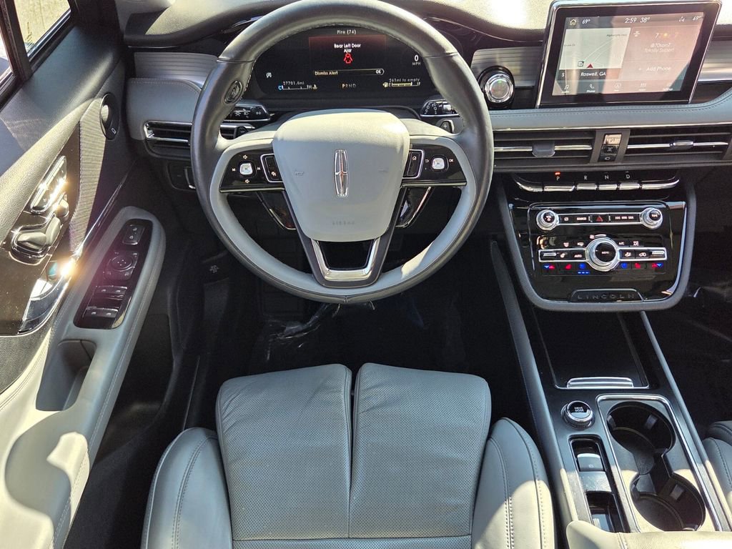 Used 2022 Lincoln Corsair Reserve w/ Equipment Group 201A image 15