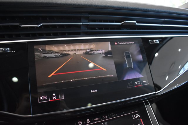 Used 2023 Audi Q7 3.0T Premium Plus AWD/4WD image 29
