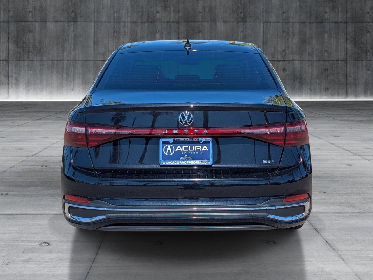 Used 2025 Volkswagen Jetta SEL image 4