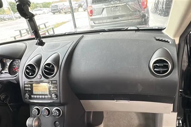 Used 2015 Nissan Rogue S w/ Convenience Package FWD image 8