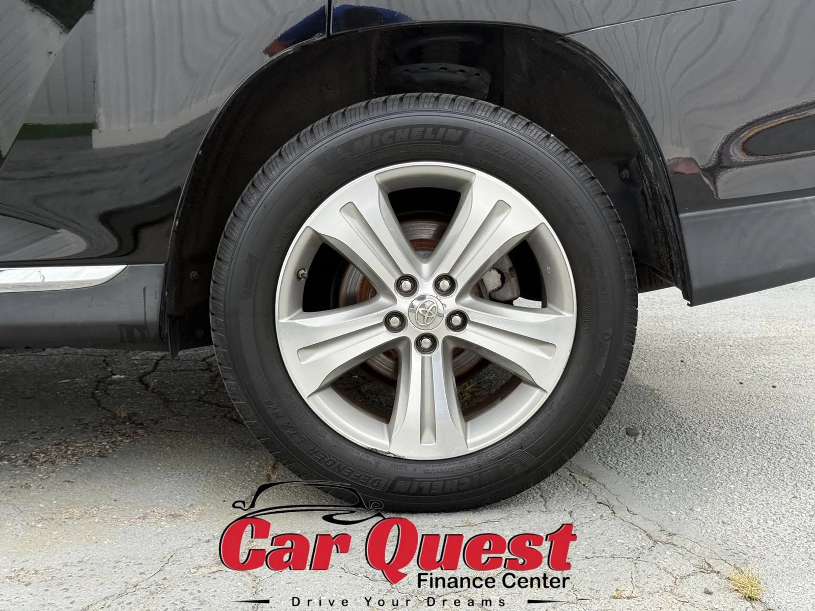 Used 2013 Toyota Highlander Limited AWD/4WD image 23