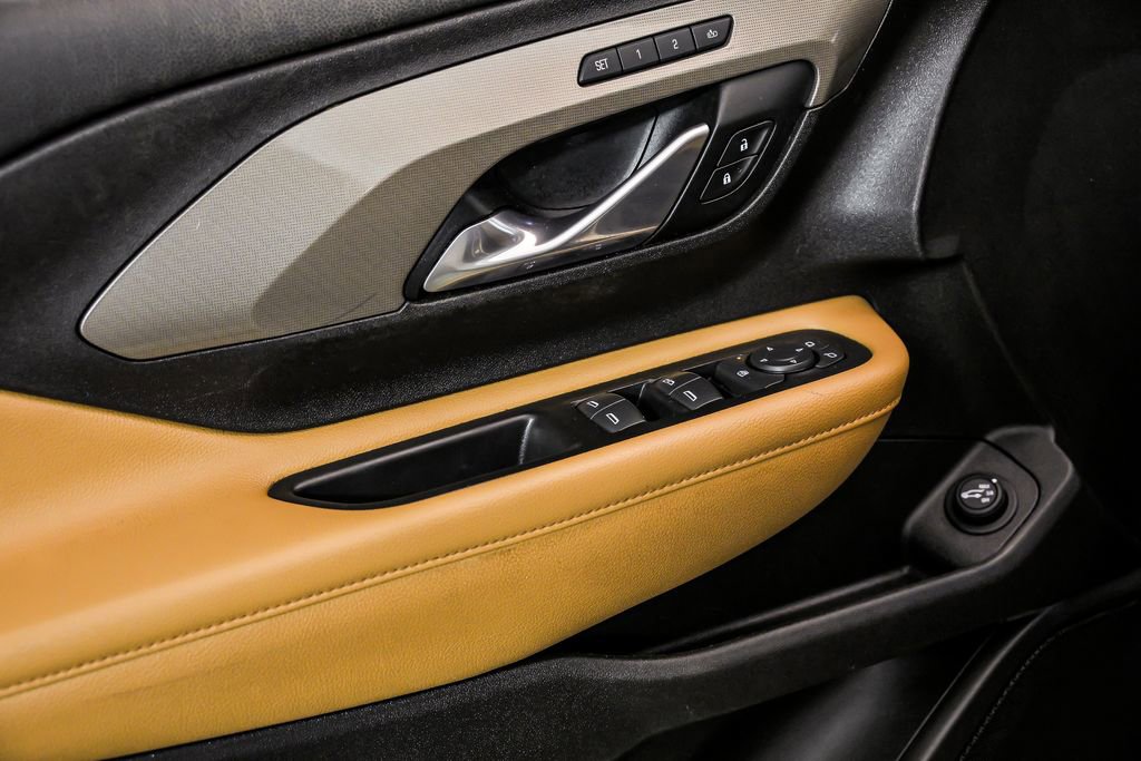 Used 2018 GMC Terrain SLT w/ Preferred Package image 9