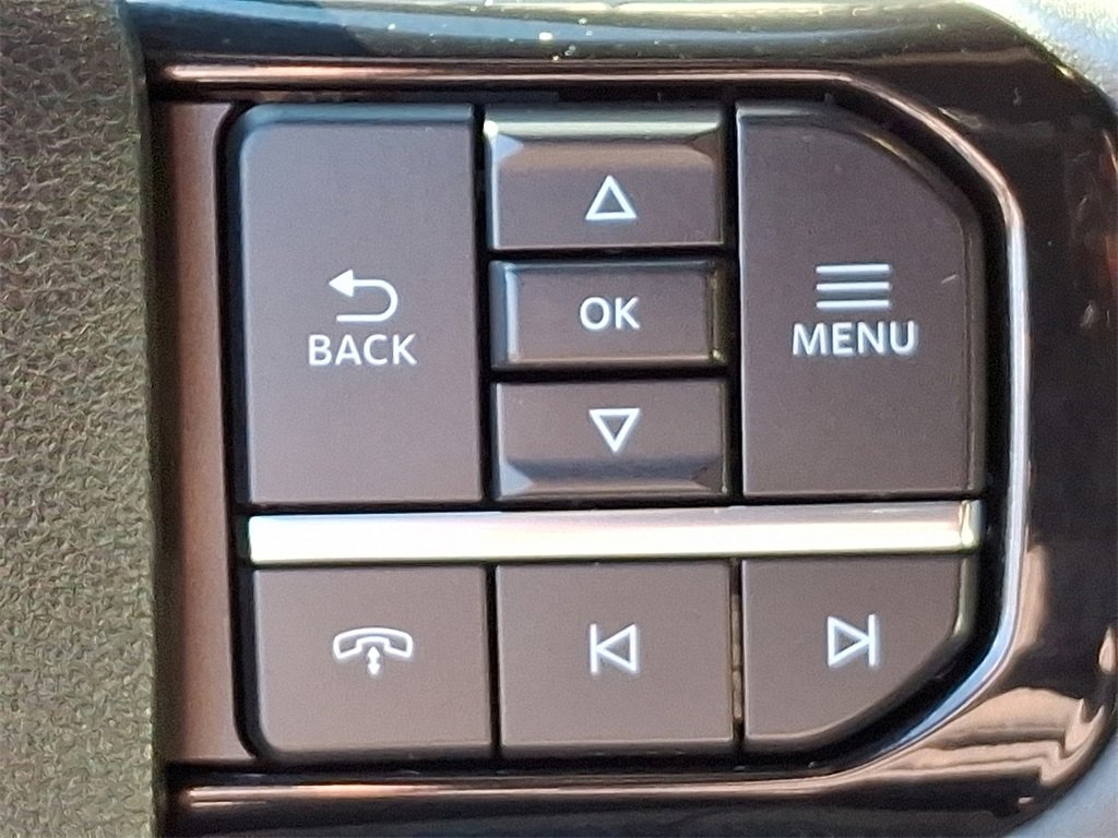 Used 2023 Ford F150 Lightning Platinum image 22