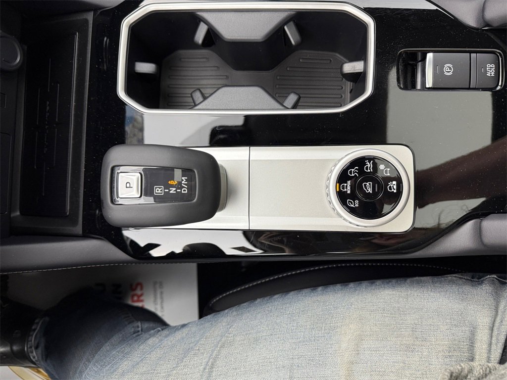 New 2026 Mitsubishi Outlander SEL image 21