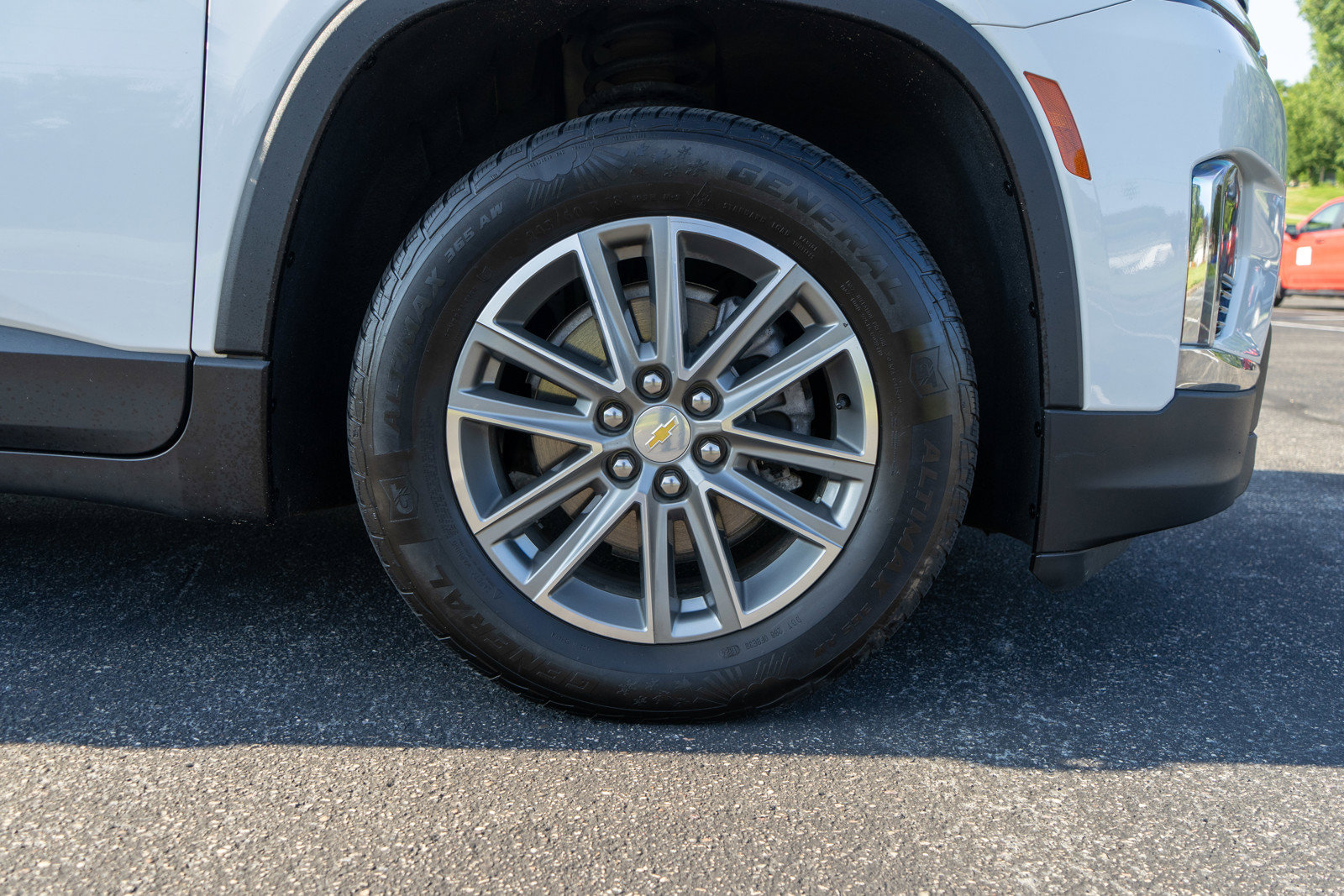 Used 2023 Chevrolet Traverse LT AWD/4WD image 11
